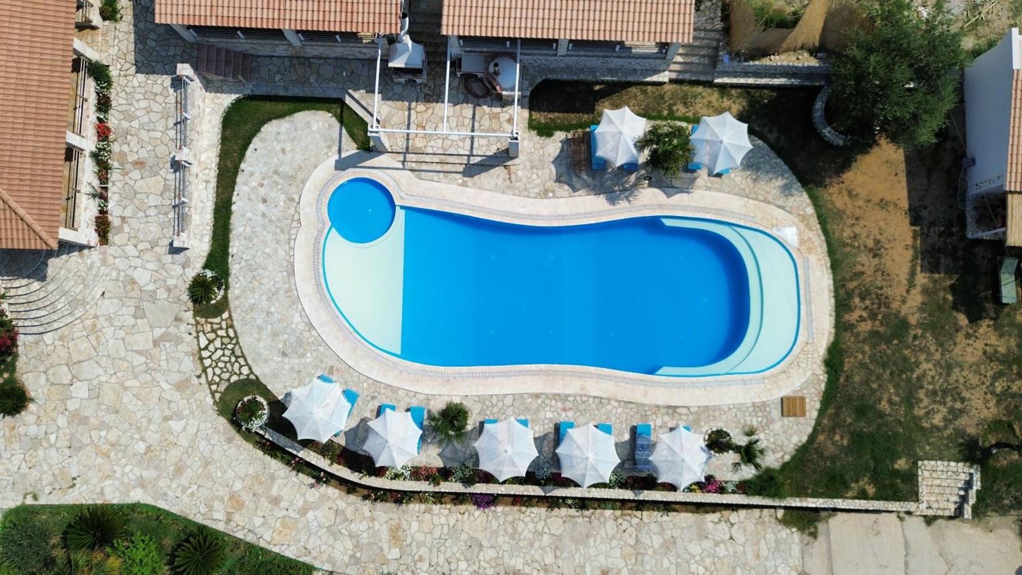 Vila Milo Himare Exterior photo